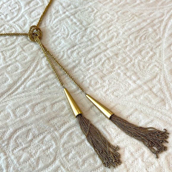 Kendra Scott Phara Necklace in gold - Picture 2 of 3